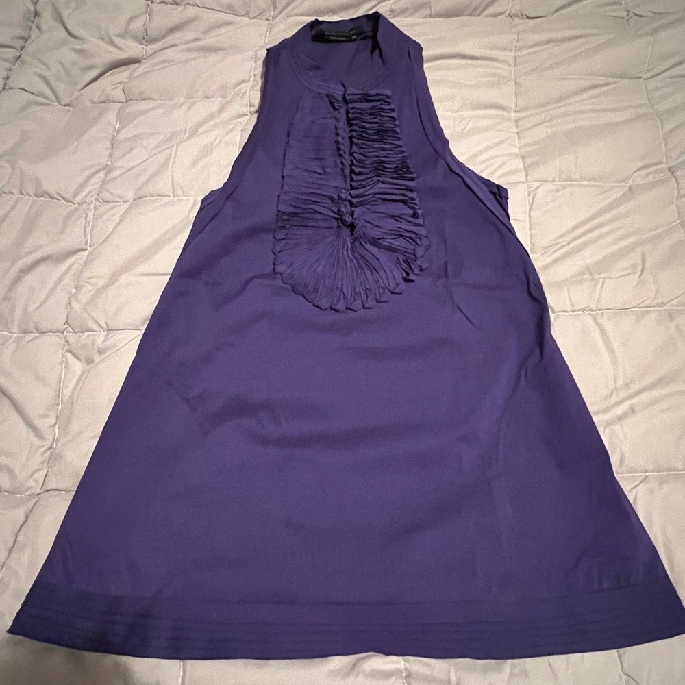 BCBGMAXAZRIA purple sleeveless top. Size XXS